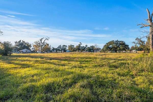 0.18 Acres of Residential Land for Sale in Vinton, Louisiana