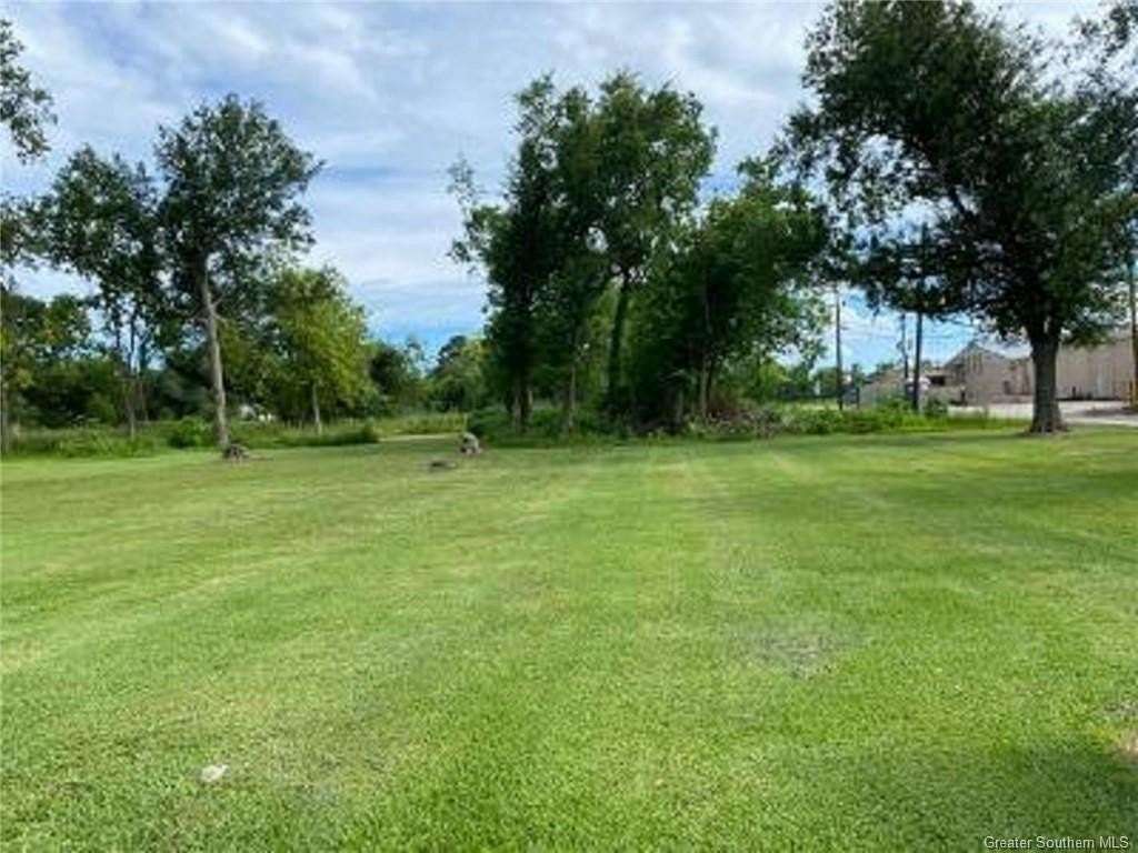 0.17 Acres of Mixed-Use Land for Sale in Sulphur, Louisiana
