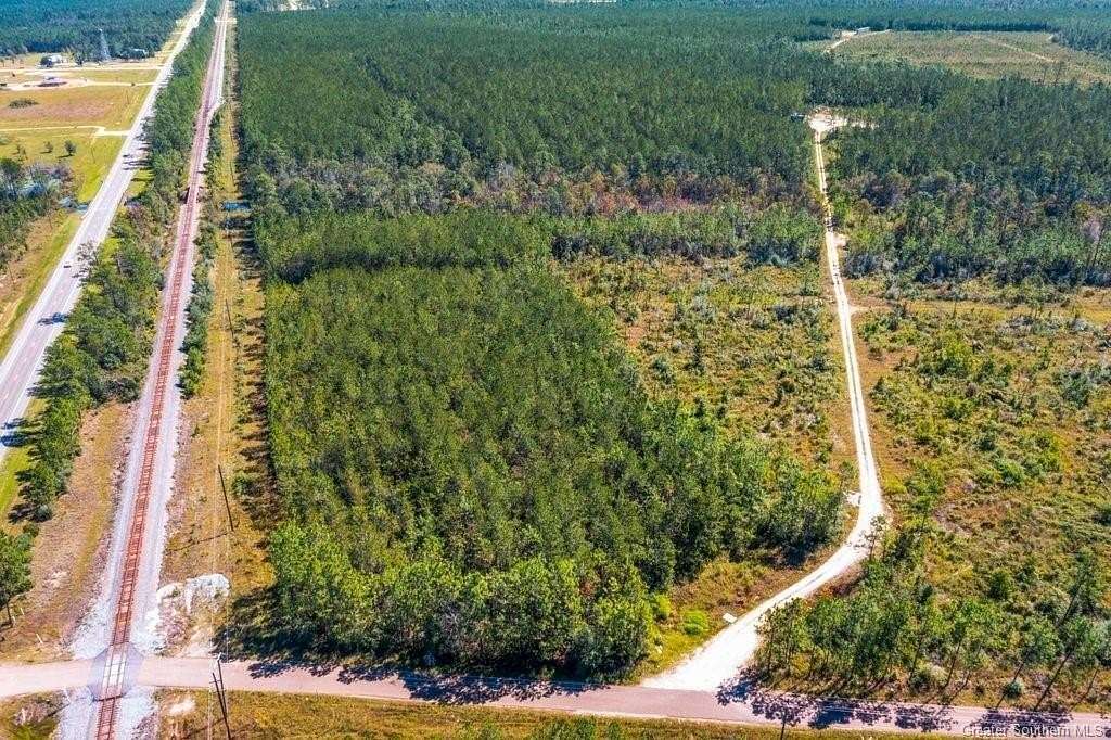 7 Acres of Residential Land for Sale in DeQuincy, Louisiana