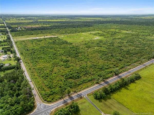 3.22 Acres of Residential Land for Sale in Iowa, Louisiana