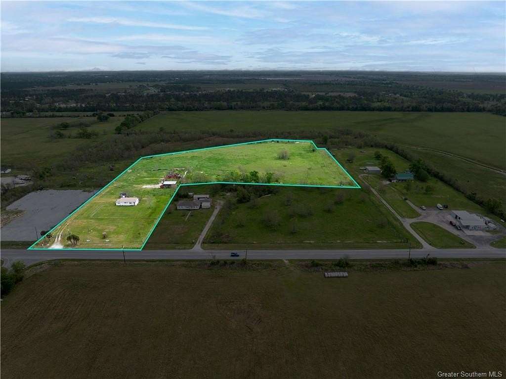13.5 Acres of Land for Sale in Lake Charles, Louisiana