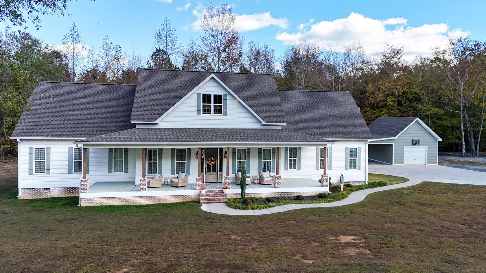 3.25 Acres of Residential Land with Home for Sale in LaFayette, Georgia