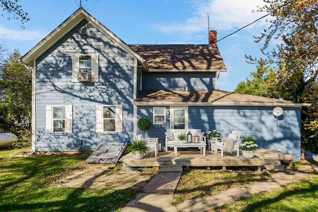 11.2 Acres of Improved Land for Sale in Leavenworth, Kansas