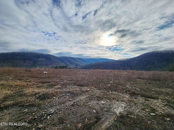 5.44 Acres of Residential Land for Sale in Harriman, Tennessee