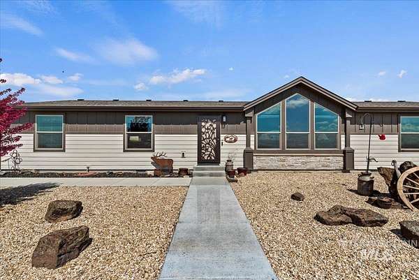 160 Acres of Land with Home for Sale in Boise, Idaho