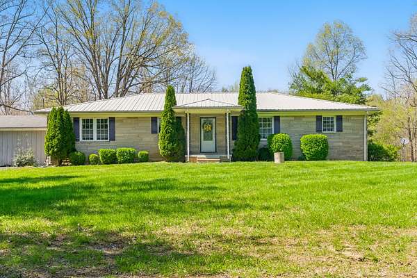 3.8 Acres of Residential Land with Home for Sale in Crofton, Kentucky