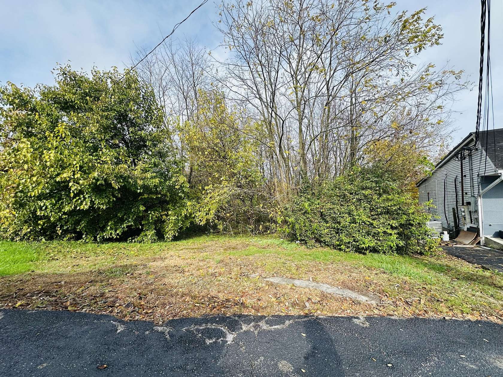 0.25 Acres of Commercial Land for Sale in Stanford, Kentucky