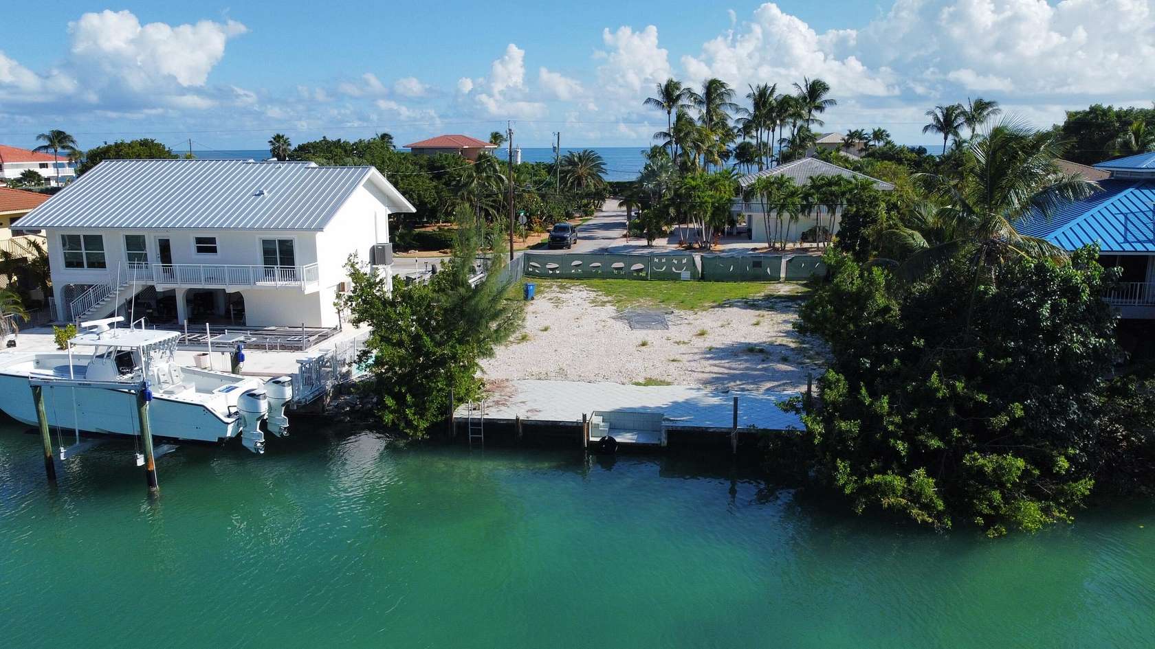 Residential Land for Sale in Duck Key, Florida