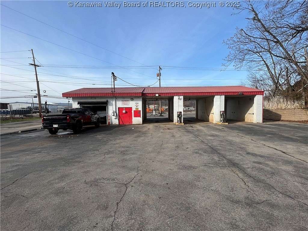 1.75 Acres of Residential Land for Sale in Poca, West Virginia