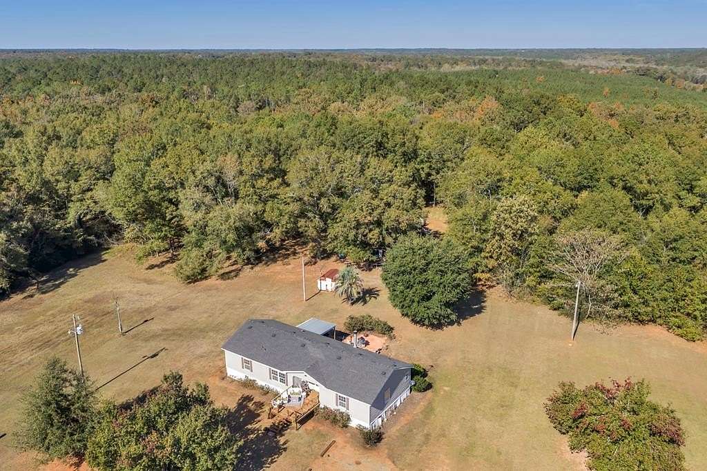 4.43 Acres of Residential Land with Home for Sale in Americus, Georgia