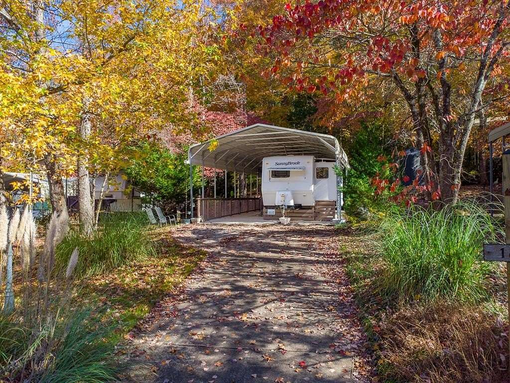 0.06 Acres of Residential Land for Sale in Chatsworth, Georgia