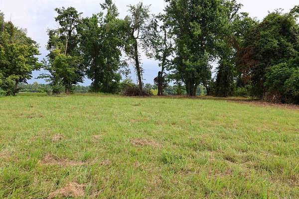 0.61 Acres of Residential Land for Sale in Crump, Tennessee