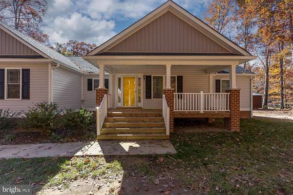 2.8 Acres of Residential Land with Home for Sale in Bumpass, Virginia