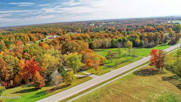 13 Acres of Land for Sale in Jamestown, Tennessee