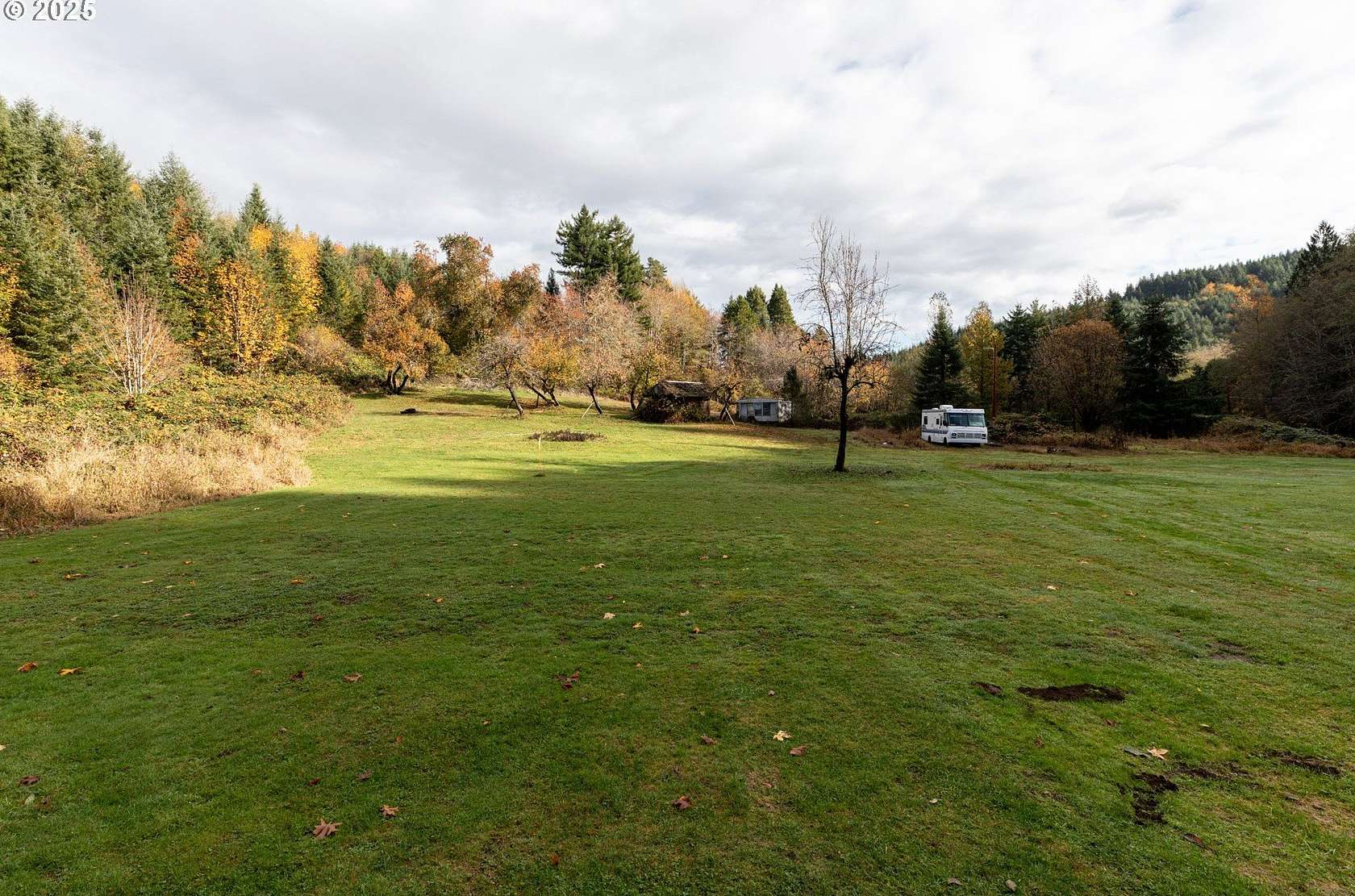 3 Acres of Residential Land with Home for Sale in Clatskanie, Oregon
