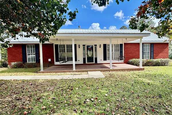 15 Acres of Land with Home for Sale in Slocomb, Alabama