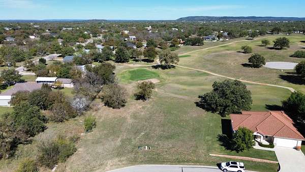0.5 Acres of Residential Land for Sale in Kingsland, Texas