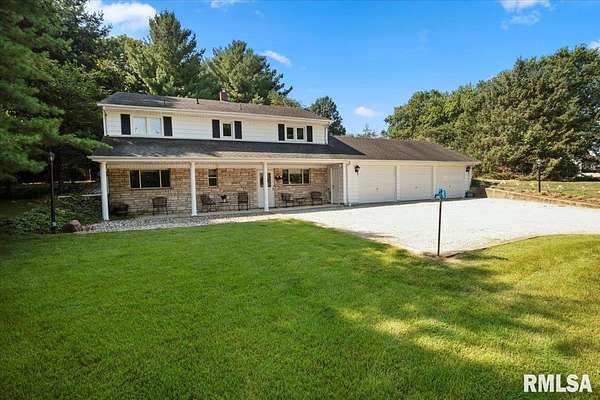 1.83 Acres of Residential Land with Home for Sale in Rochester, Illinois