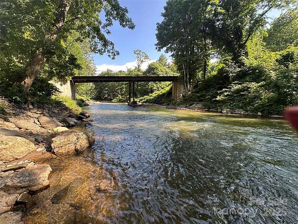 2.8 Acres of Residential Land for Sale in Spruce Pine, North Carolina