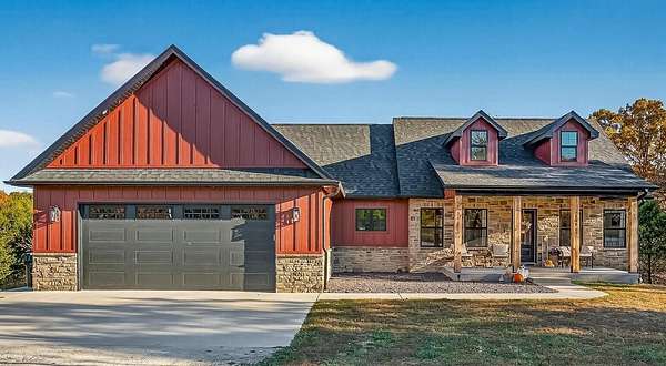 3 Acres of Residential Land with Home for Sale in Rogersville, Missouri