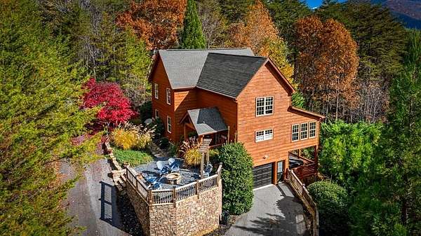 3.12 Acres of Residential Land with Home for Sale in Blairsville, Georgia