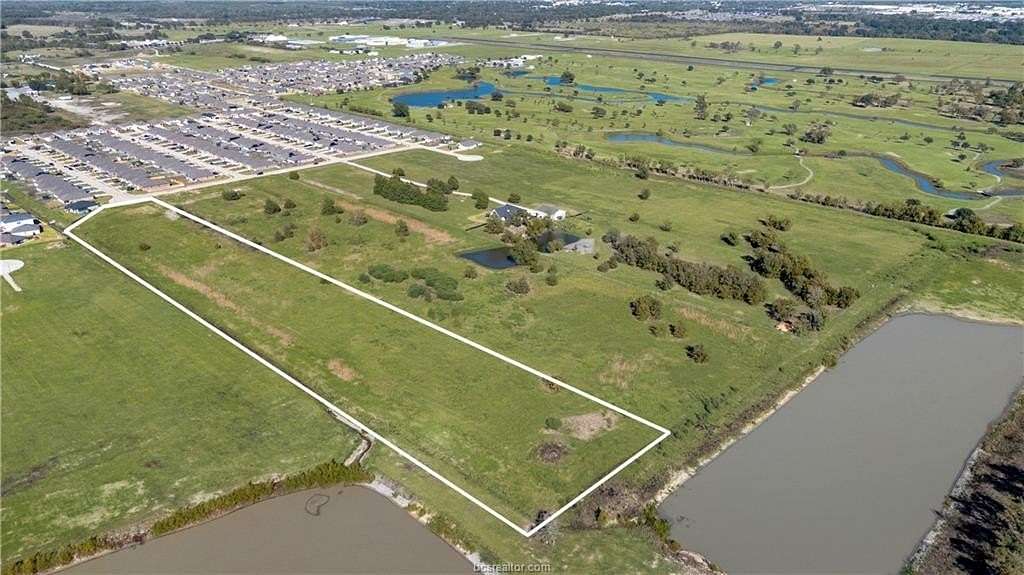 10 Acres of Land for Sale in Navasota, Texas