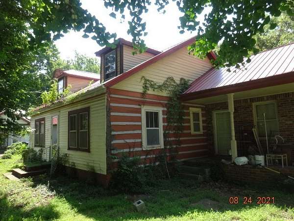 3 Acres of Land with Home for Sale in Nashville, Tennessee