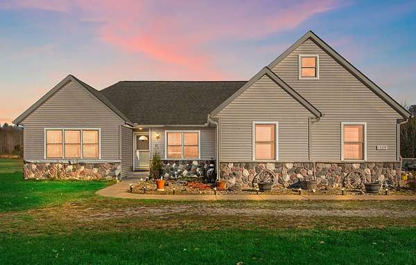 4.73 Acres of Residential Land with Home for Sale in Chesterton, Indiana