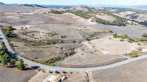 10 Acres of Residential Land for Sale in Bradley, California