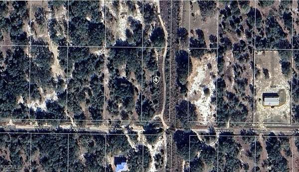 1.25 Acres of Land for Sale in Okeechobee, Florida