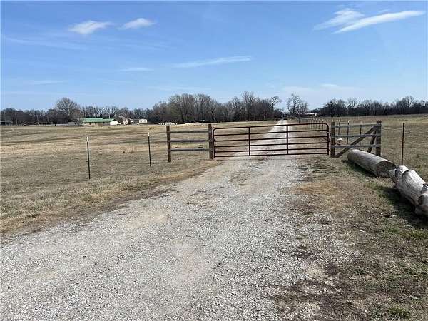3 Acres of Residential Land for Sale in Springdale, Arkansas