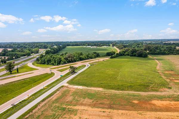 8 Acres of Commercial Land for Sale in Bells, Tennessee
