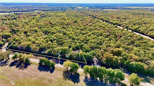 16 Acres of Recreational & Residential Land for Sale in Bremond, Texas