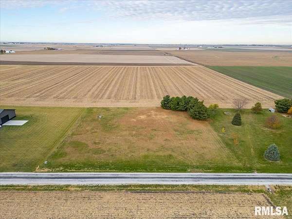 2 Acres of Residential Land for Sale in Roanoke, Illinois