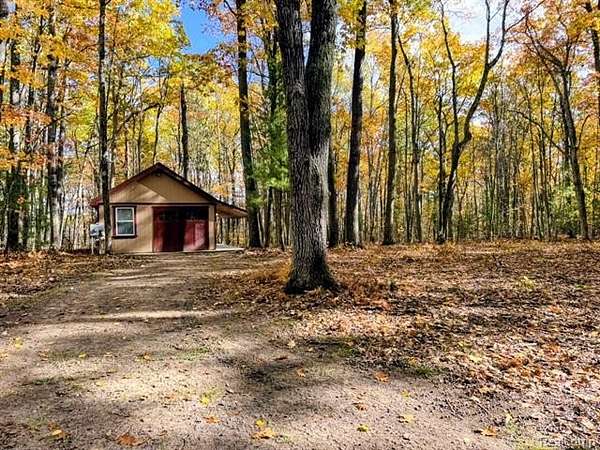 1 Acre of Residential Land for Sale in Roscommon, Michigan