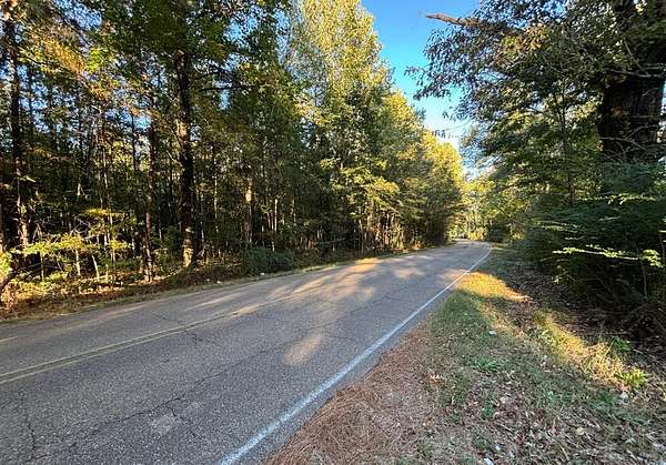 28 Acres of Recreational Land & Farm for Sale in Jackson, Mississippi