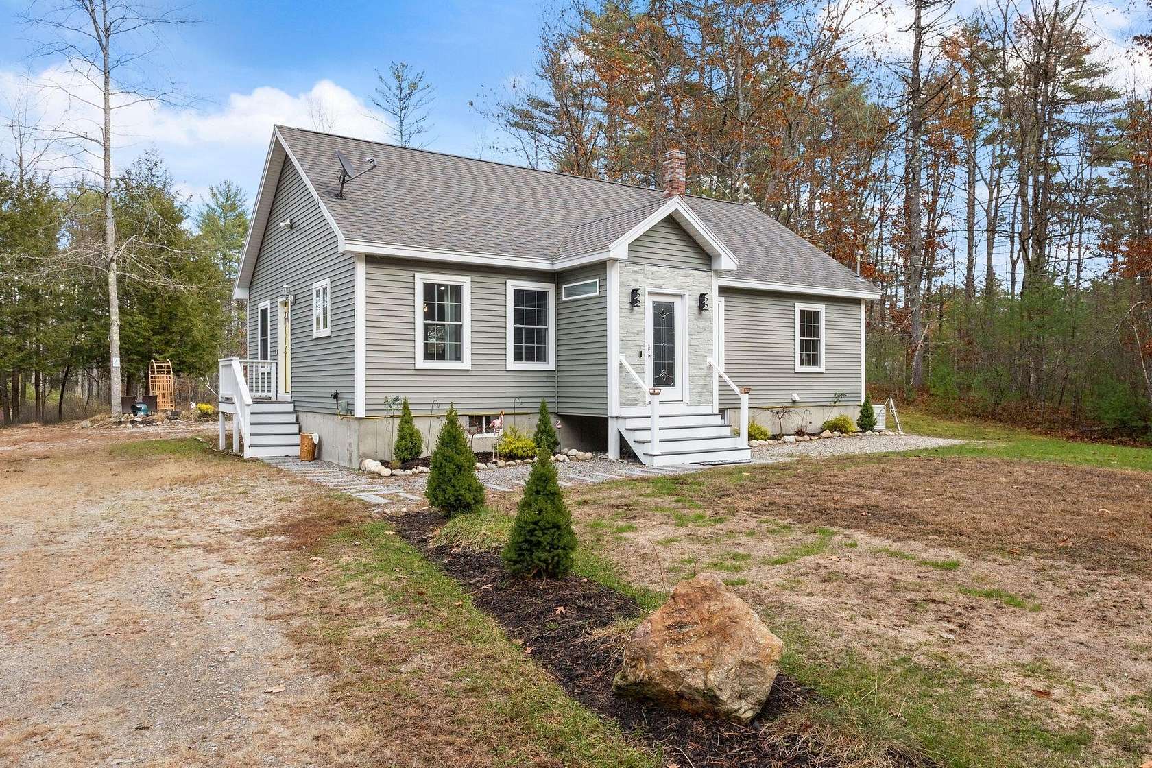 4 Acres of Residential Land with Home for Sale in Limerick, Maine