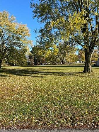 1 Acre of Residential Land for Auction in East Canton, Ohio