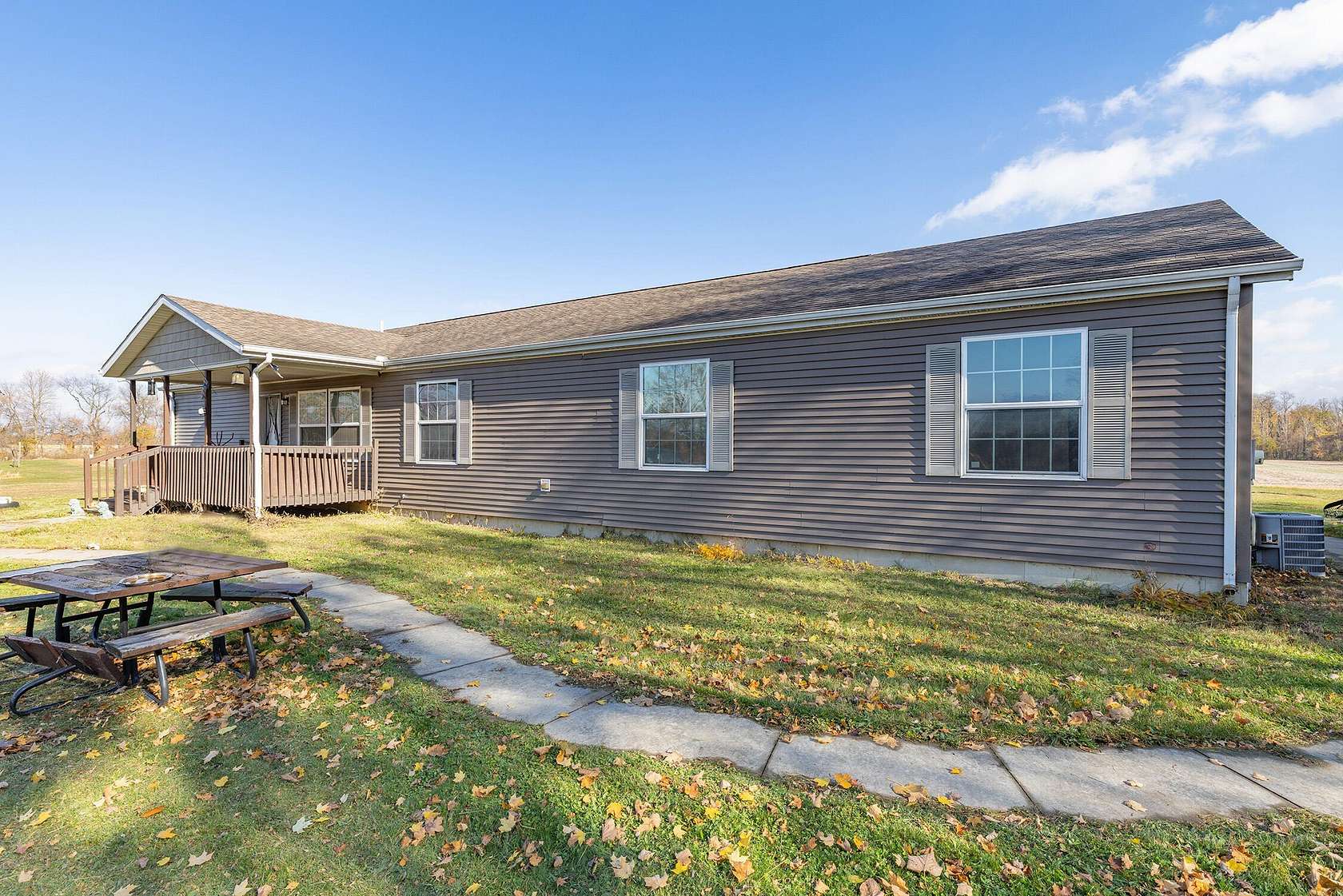 5 Acres of Residential Land with Home for Sale in Vandalia, Michigan