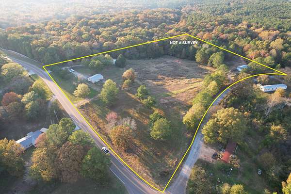 7 Acres of Residential Land with Home for Sale in Potts Camp, Mississippi
