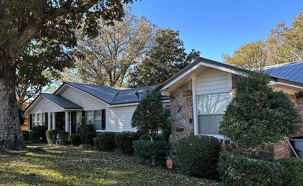 2 Acres of Residential Land with Home for Sale in Jasper, Alabama