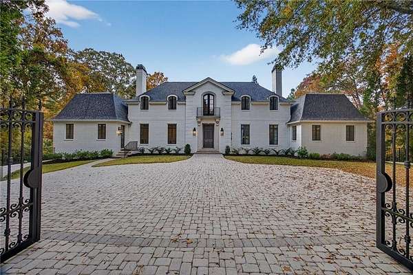 2.36 Acres of Residential Land with Home for Sale in Atlanta, Georgia