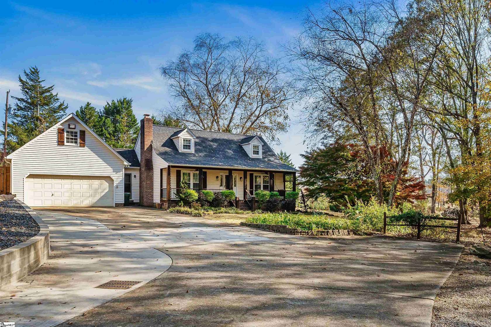 2.47 Acres of Land with Home for Sale in Piedmont, South Carolina