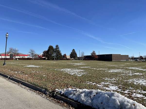 2 Acres of Commercial Land for Sale in Bourbonnais, Illinois