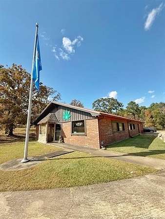 3.27 Acres of Improved Mixed-Use Land for Sale in Heavener, Oklahoma