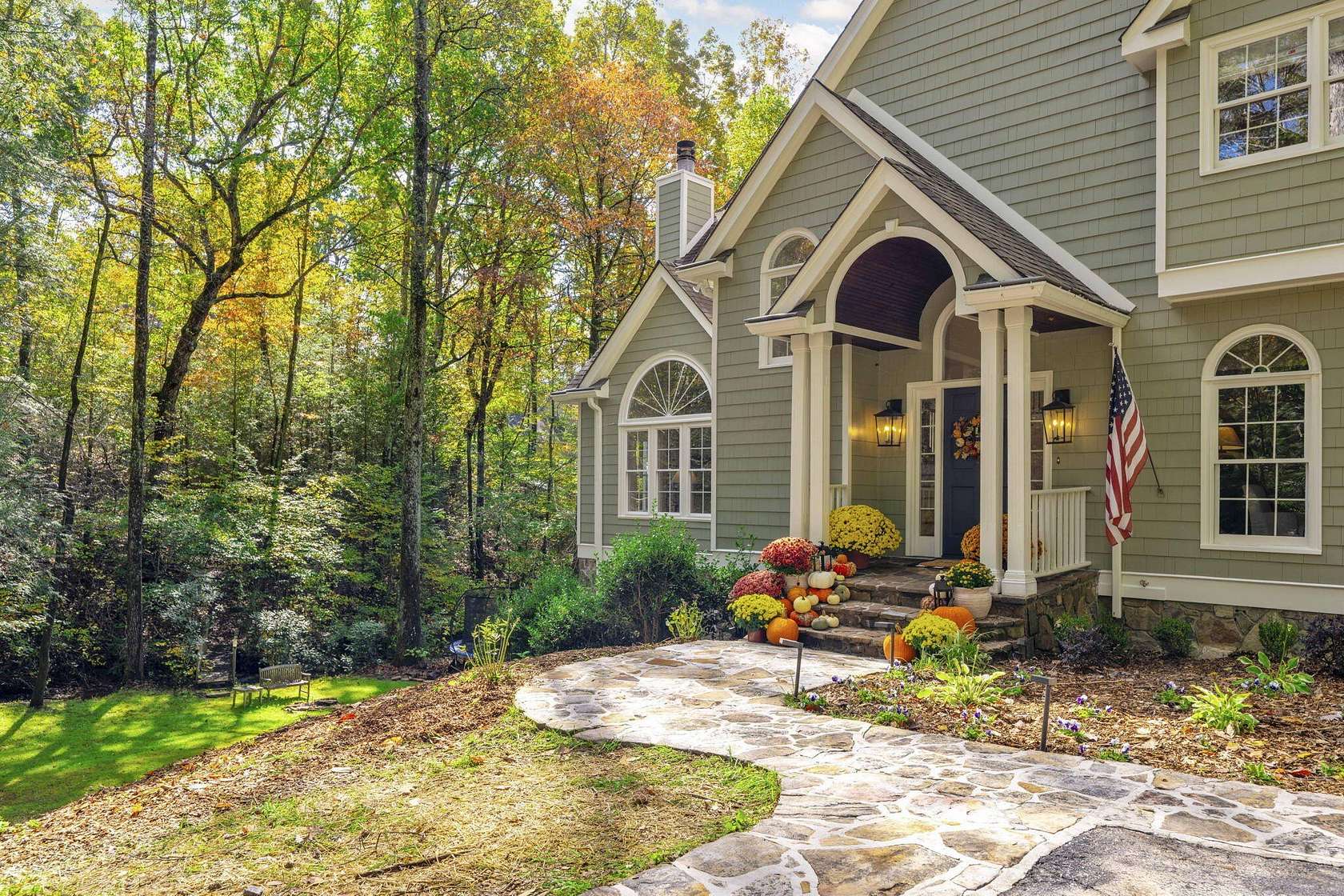 3.79 Acres of Residential Land with Home for Sale in Signal Mountain, Tennessee