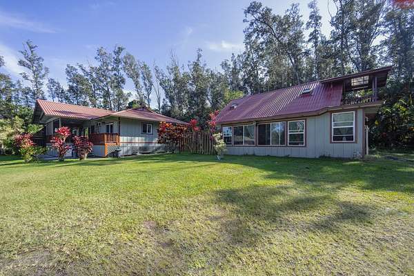 5 Acres of Land with Home for Sale in Captain Cook, Hawaii