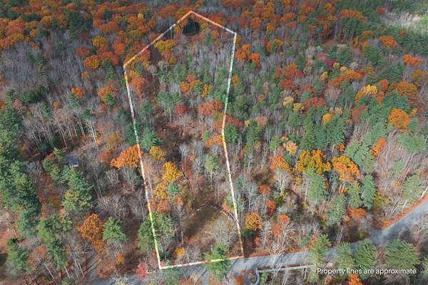 8.15 Acres of Residential Land for Sale in Brentwood, New Hampshire