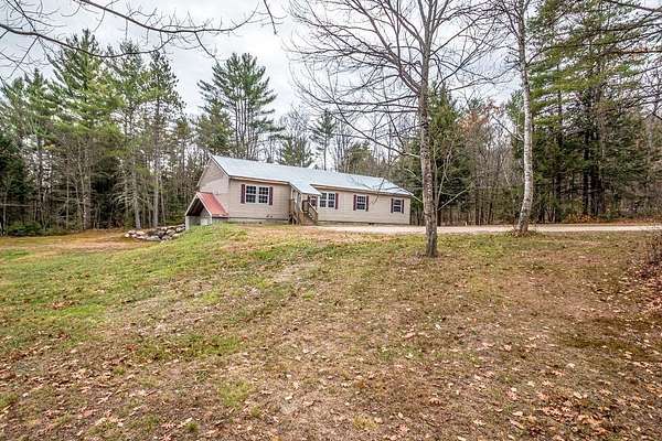 1.72 Acres of Residential Land with Home for Sale in Conway, New Hampshire