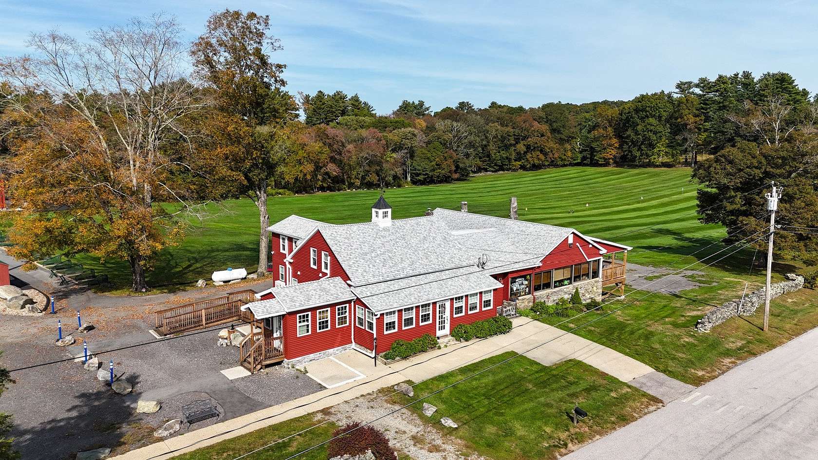 11.6 Acres of Improved Mixed-Use Land for Sale in Brooklyn, Connecticut